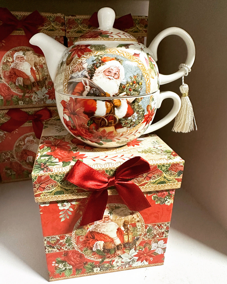 Christmas Tea Pot